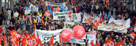 Milers de manifestants a Perpinyà en la vaga contra la política econòmica de Sarkozy