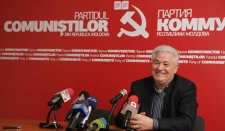 Els comunistes moldaus revaliden la majoria absoluta