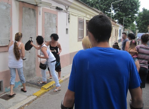 L'ocupació de més de 20 cases al Bon Pastor acaba amb desallotjaments i enderrocs