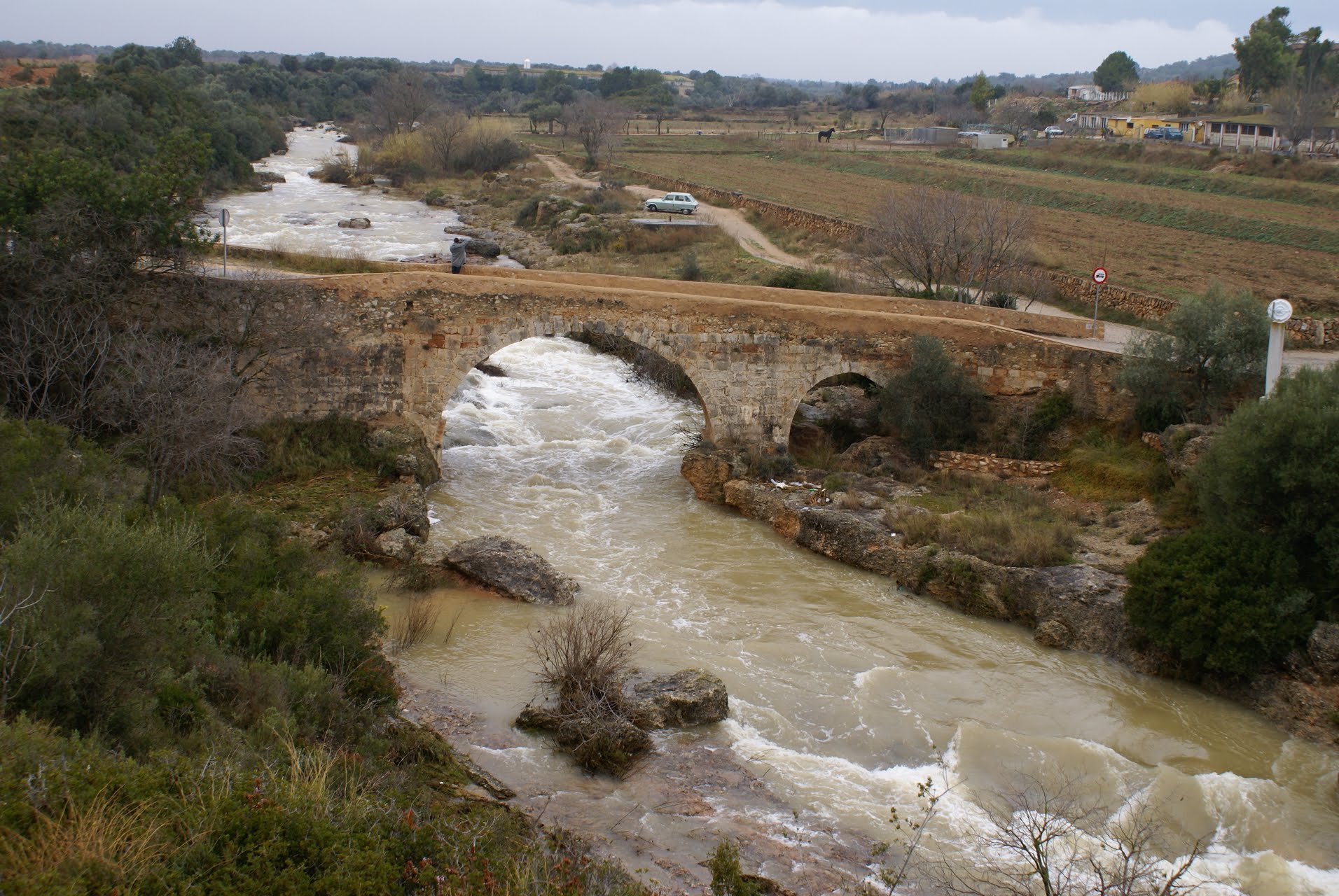 Una cadena humana per reivindicar que el “Sénia no és frontera”