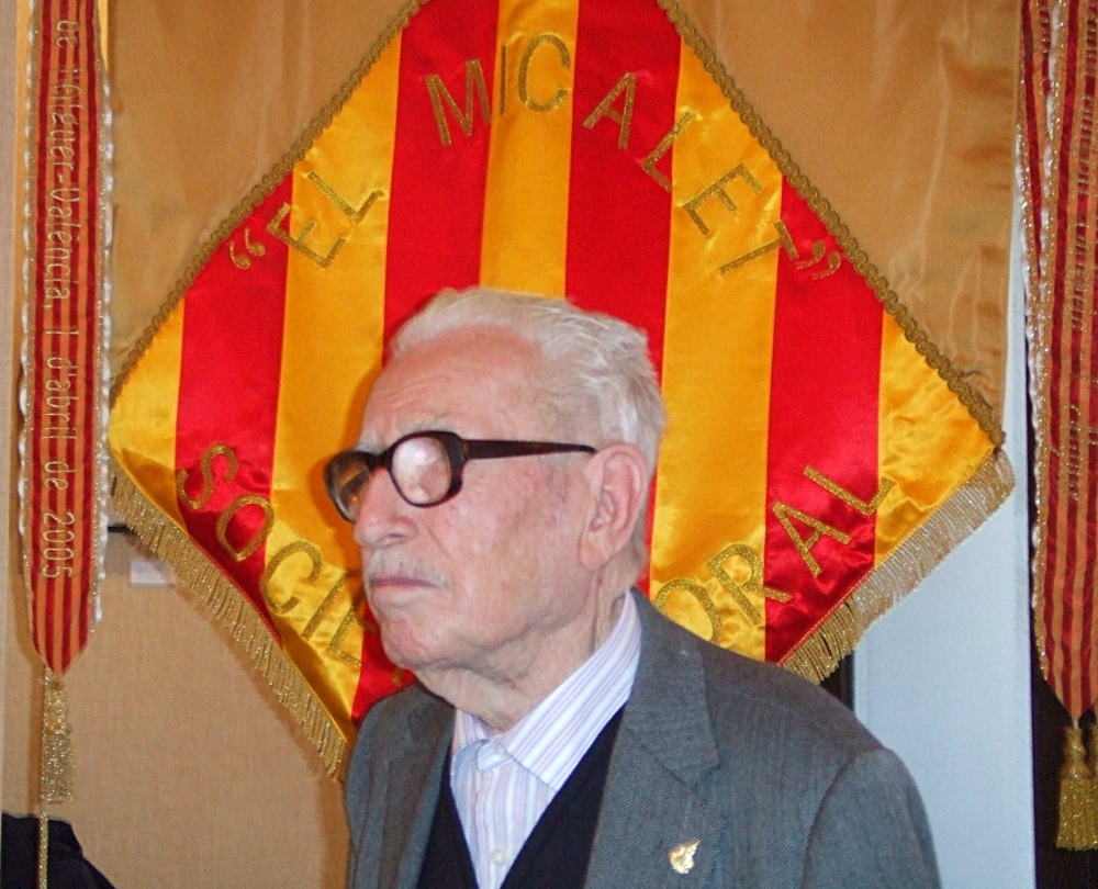 Es mor l'històric valencianista Josep Lluís Bausset