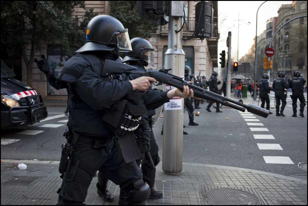 Desmantellant les llibertats civils