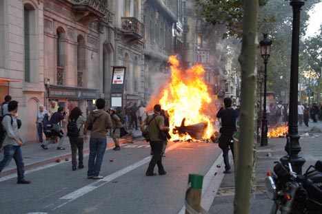 Fotografies dels avalots al centre de Barcelona