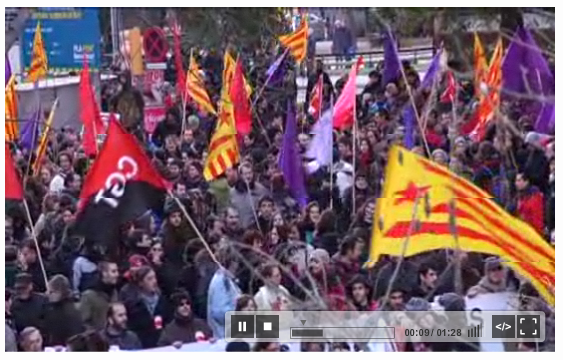 Quatre mil persones es manifesten a Barcelona contra la retallada de les pensions