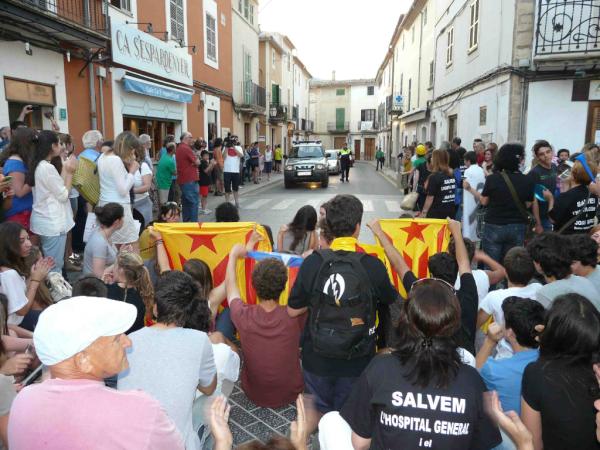 4 detinguts a Bunyola en les protestes contra Bauzà