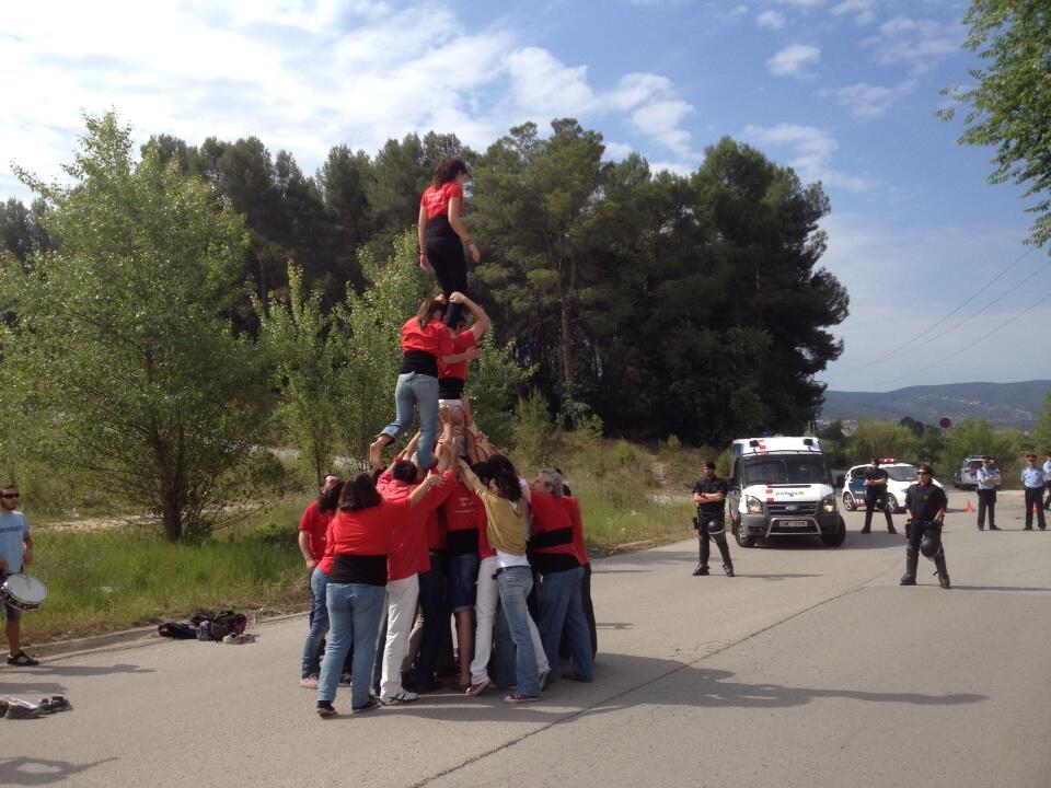 140 Casals i Ateneus, i colles de cultura popular d'arreu dels Països Catalans amb Can Vies i per la llibertat del jove empresonat