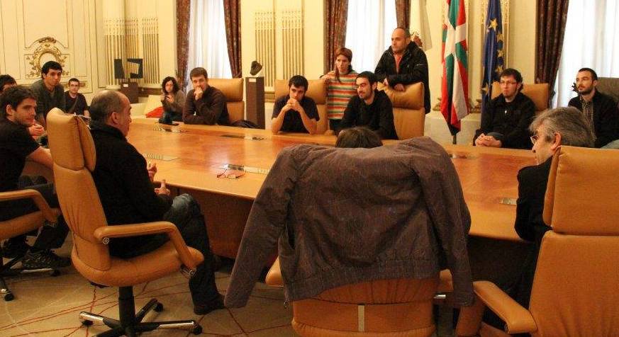 La CUP i Bildu intercanvien experiències