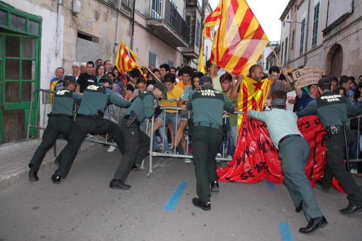 La primavera mallorquina obre una ràtzia contra els moviments socials