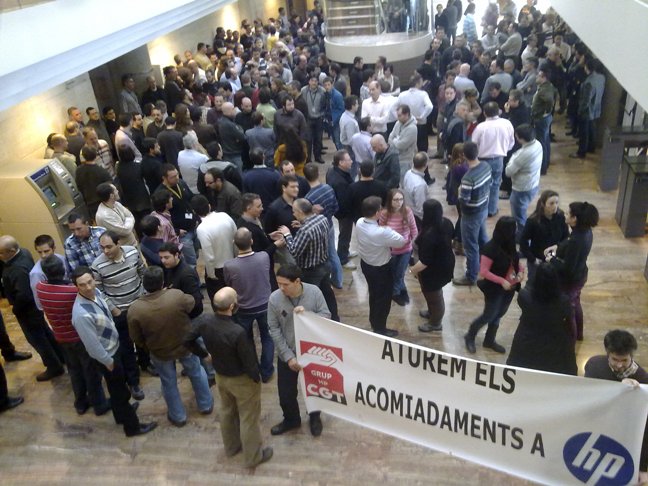 Els treballadors de HP en vaga solidària contra els acomiadaments