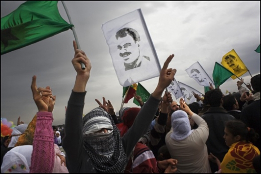 El poble kurd, víctima del petroli i del silenci