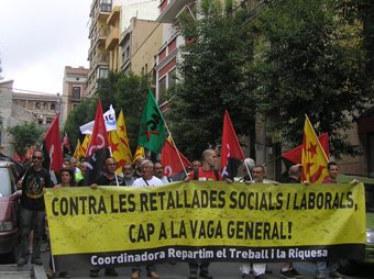 Desenes de milers de persones omplen els carrers de Barcelona, Tarragona, València i Alacant en la jornada de vaga i lluita