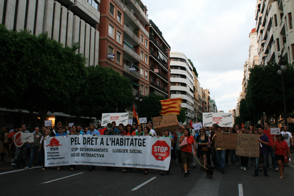 Manifestació a València contra els desnonaments