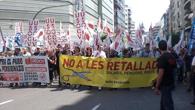 Matí de piquets i manifestació espontània a València