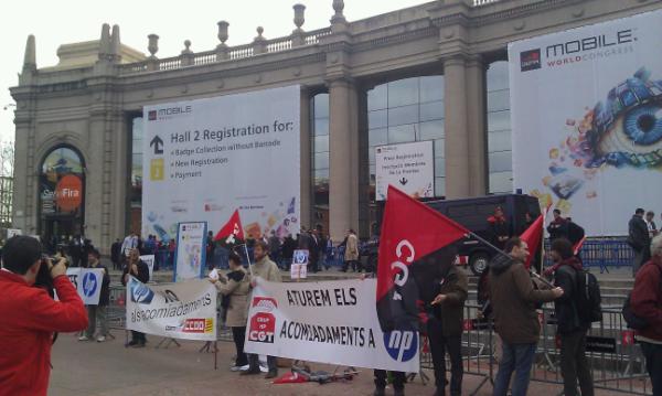 Es desconvoca la vaga de TMB però segueixen les protestes davant el Mobile Congress