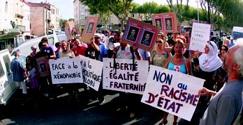 Protestes arreu del país per la persecució dels gitanos a l'estat francès