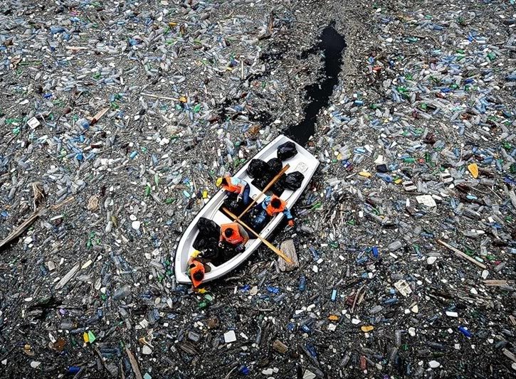 Un mar de plàstics