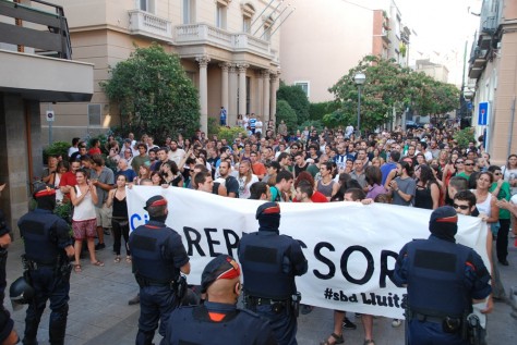 Nova ràtzia contra vaguistes amb 6 detinguts a Sabadell