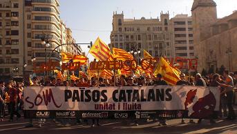 L'esquerra independentista celebra el 25 d'Abril al País Valencià amb força i unitat