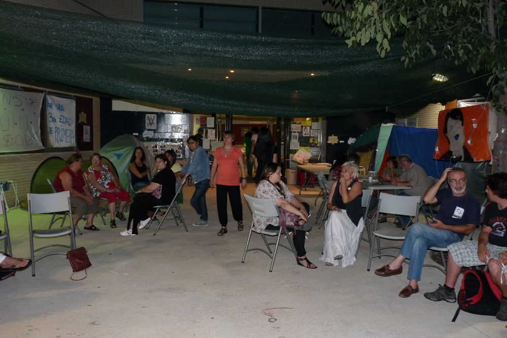 Desallotgen de matinada els veïns dels CAP de diverses localitats vallesanes