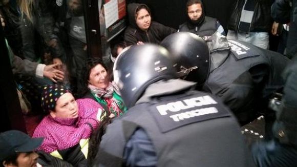 El desallotjament de Sant Cugat evidencia la necessitat d'un canvi d'estratègia per part de la PAH