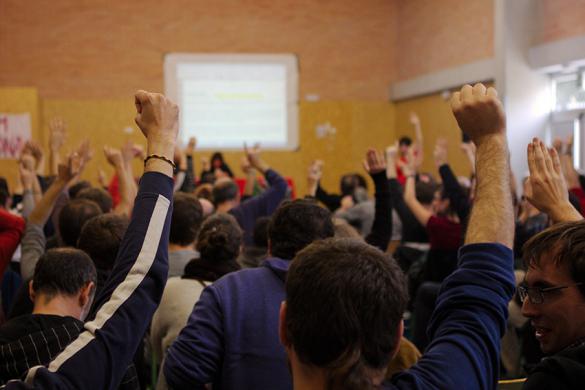 La Trobada Popular Municipalista acorda impulsar una candidatura rupturista a Barcelona