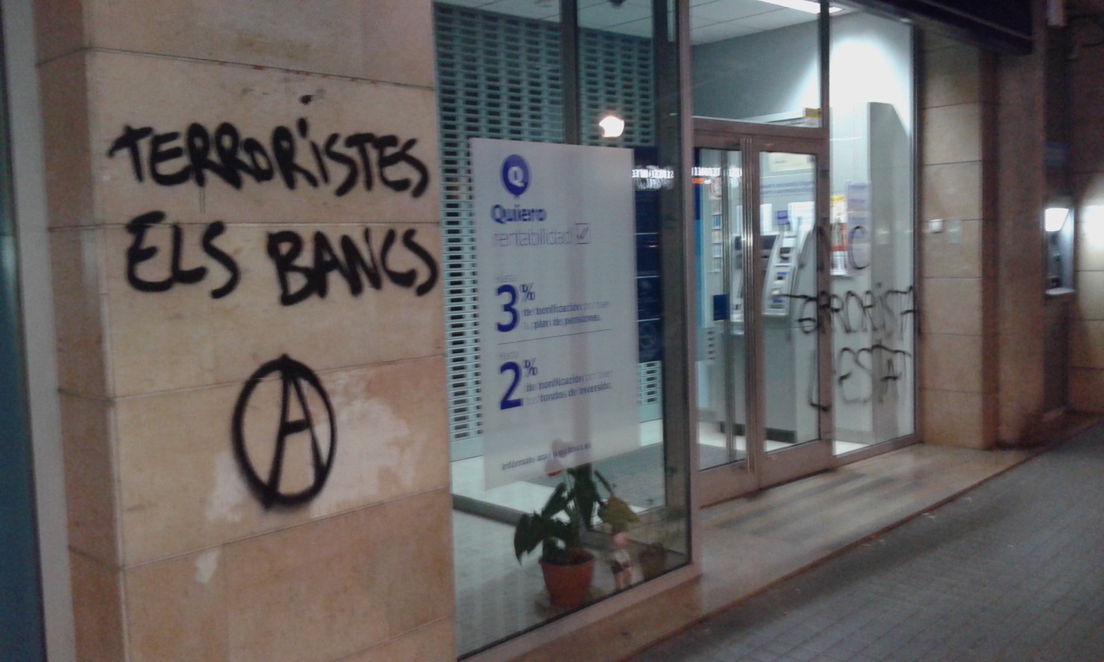 200 persones es manifesten per Sant Andreu exigint la llibertat per les detingudes en l'Operación Pandora