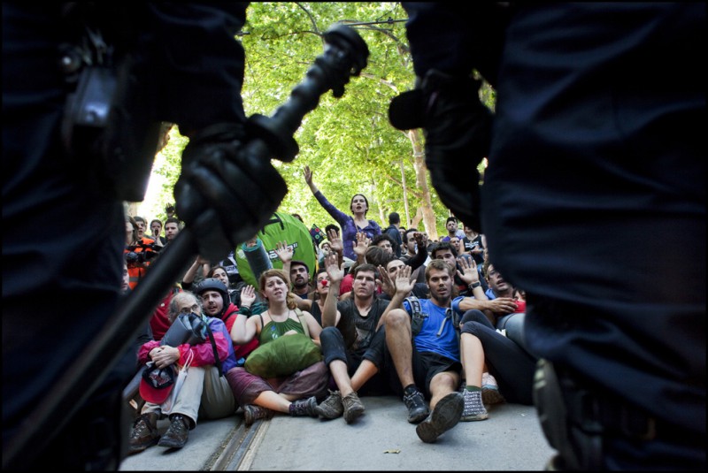 La llosa de la no violència