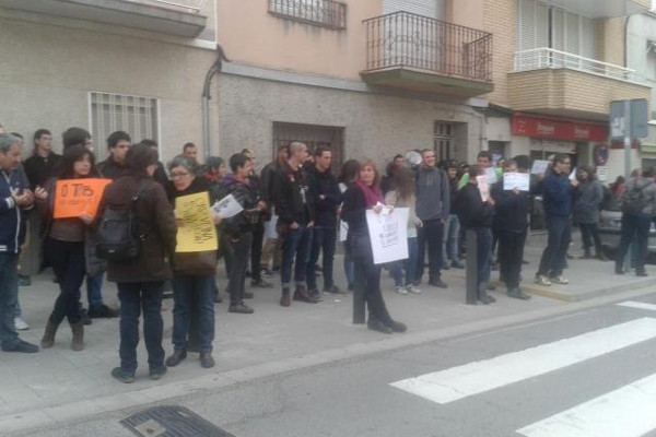 La pressió popular fa fracassar una recollida d'aliments racista de PxC a Igualada