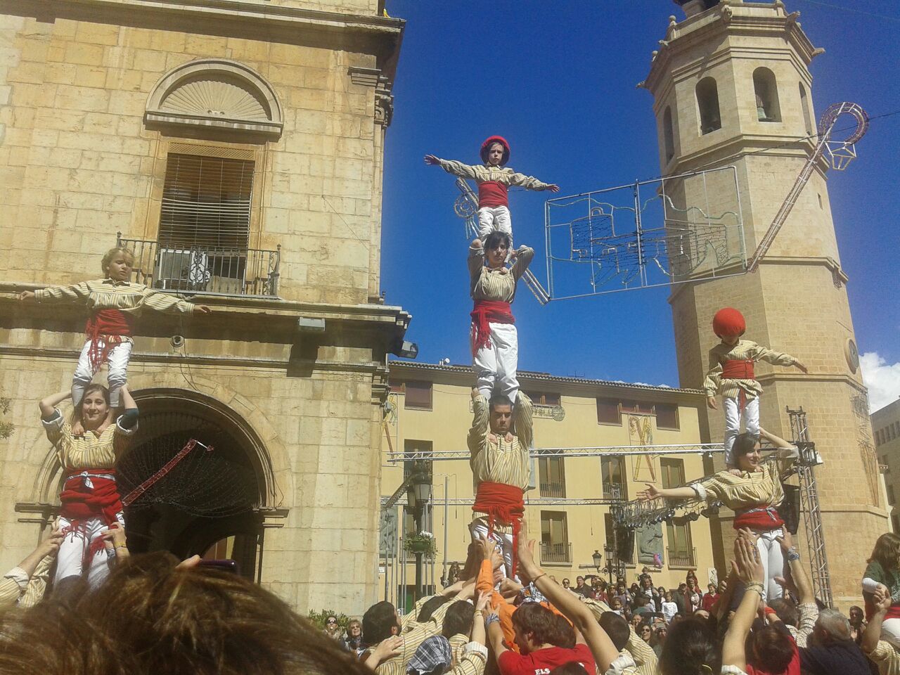 La Conlloga celebra la I Diada Muixeranguera de Castelló