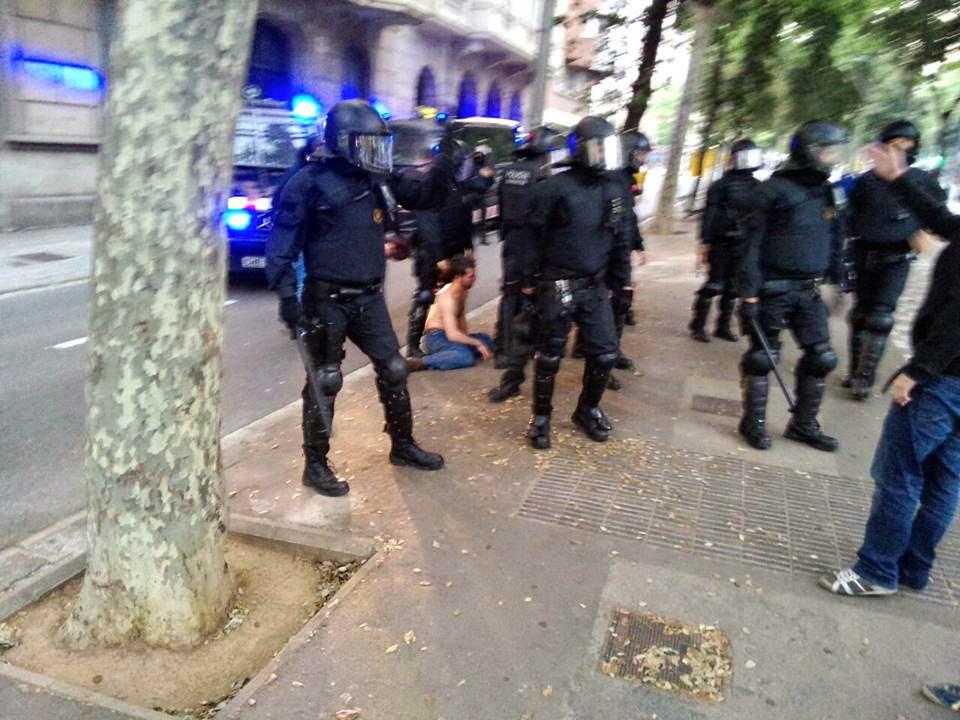 Ciutat morta Vs rosa de foc