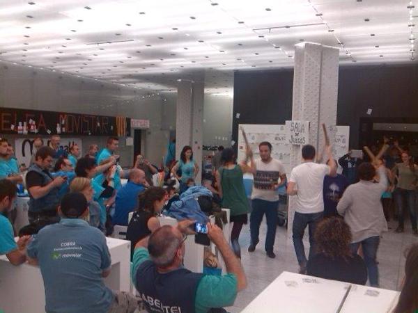 Les vaguistes exhibeixen múscul institucional i Telefónica rep un revés important