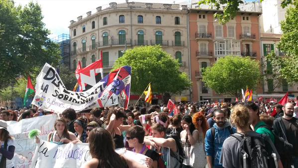 Marxa anticapitalista pels carrers de Palma amb motiu de l'1 de maig