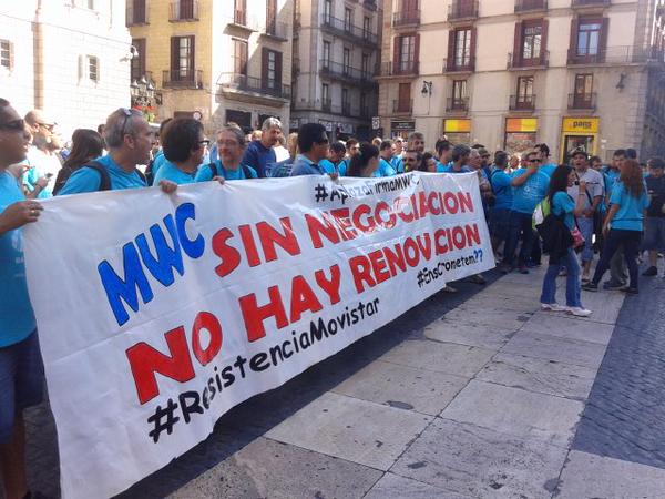 Les vaguistes de Movistar protesten contra la renovació del conveni del MWC