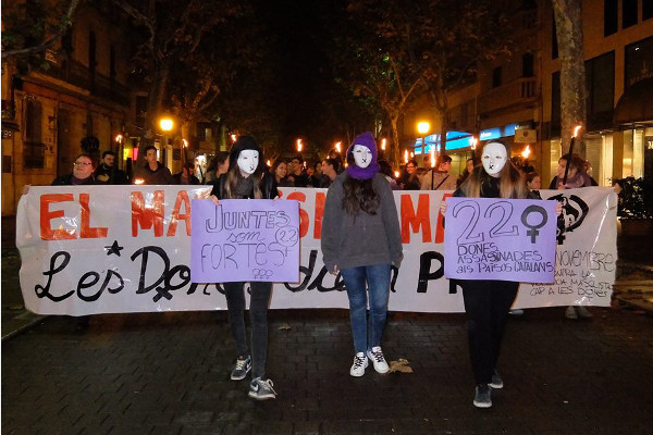 Disculpin les molèsties, ens estan assassinant