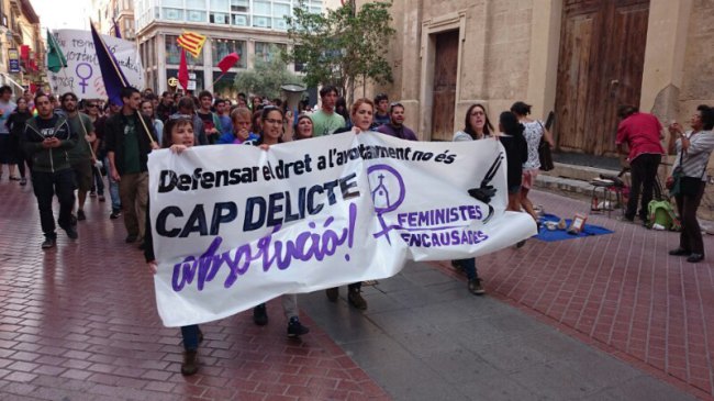 El Bisbat de Mallorca demana 4 anys de presó per a sis feministes