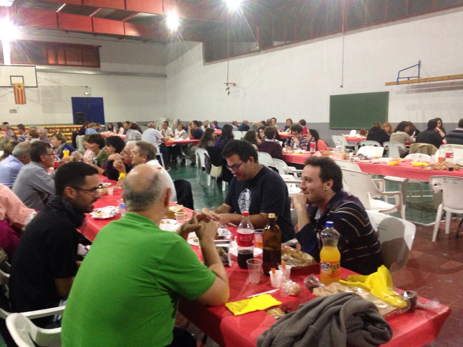 Torís: el Correllengua a un municipi de frontera lingüística