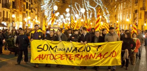 Procés contra independència? Referèndum d'independència com a desllorigador