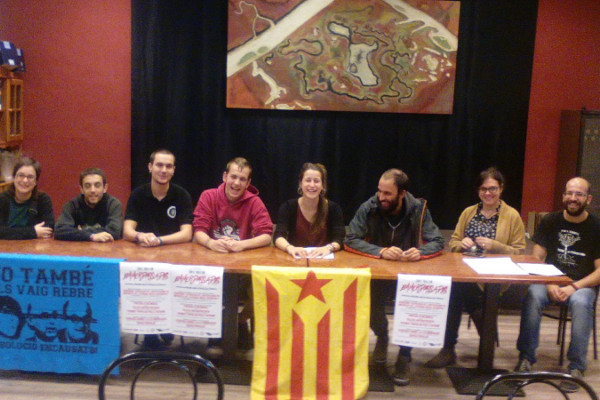 Es presenta la Coordinadora de l'Esquerra Independentista a Vilafranca denunciant la repressió