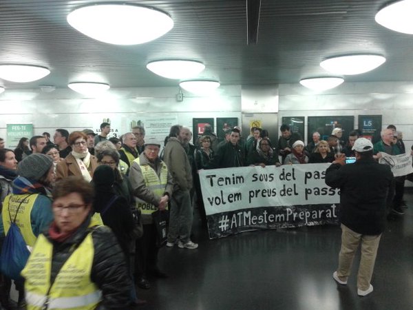 Tornen les mobilitzacions contra el preu abusiu del transport públic a Barcelona