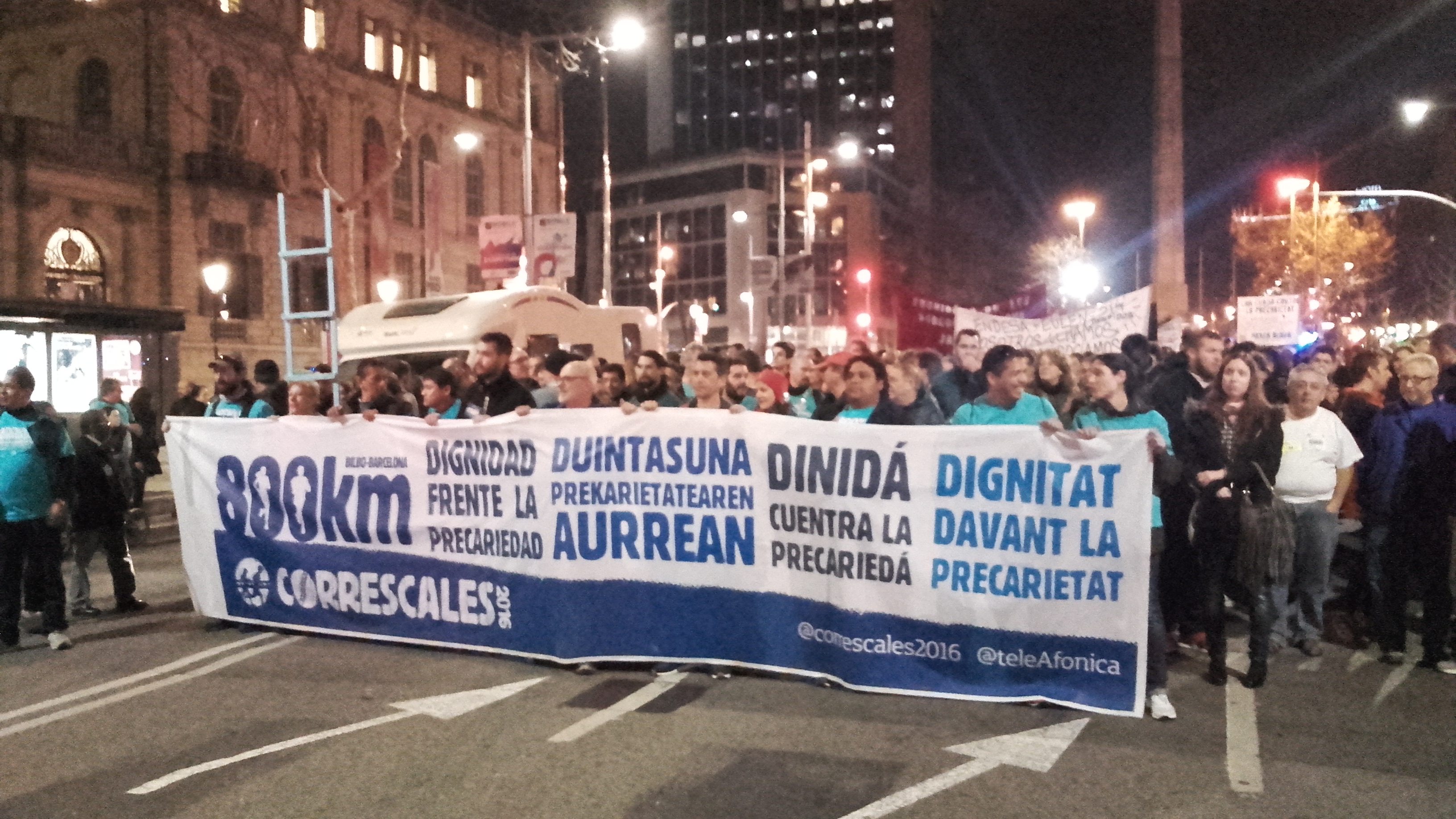 El CorrEscales arriba a Barcelona per estendre “la flama de la dignitat”