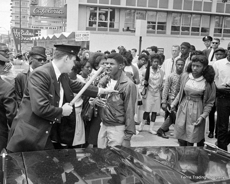 Les mentides del 'Manual de desobediència civil'