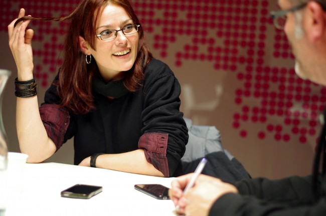 Isabel Benítez: « El criteri de “salut pública” de l'Estat és inflexible amb la classe treballadora però ignora la responsabilitat del capital i quan l'ha d'abordar, la subvenciona carregant-ho sobre les nostres espatlles»